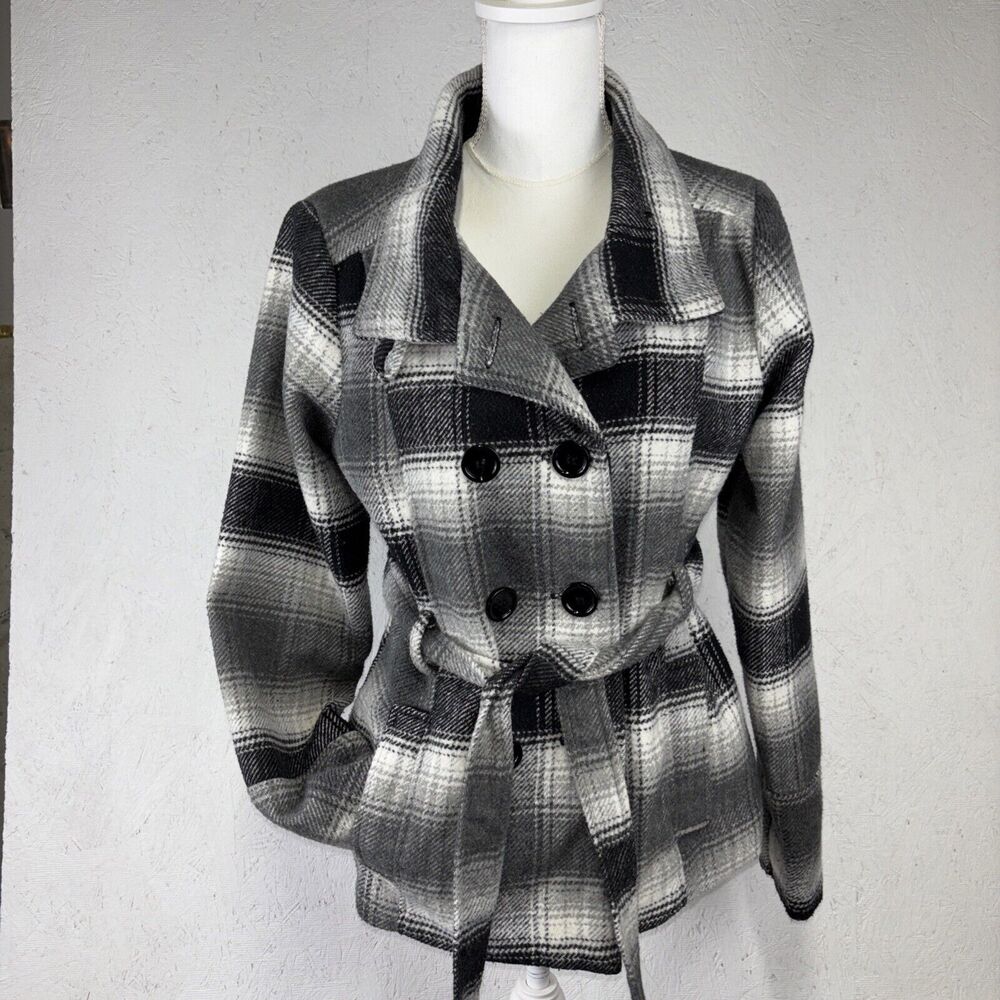New Look Girls Size XL  Jacket  Grey, Black and White Plaided warm and cozy - Picture 2 of 5